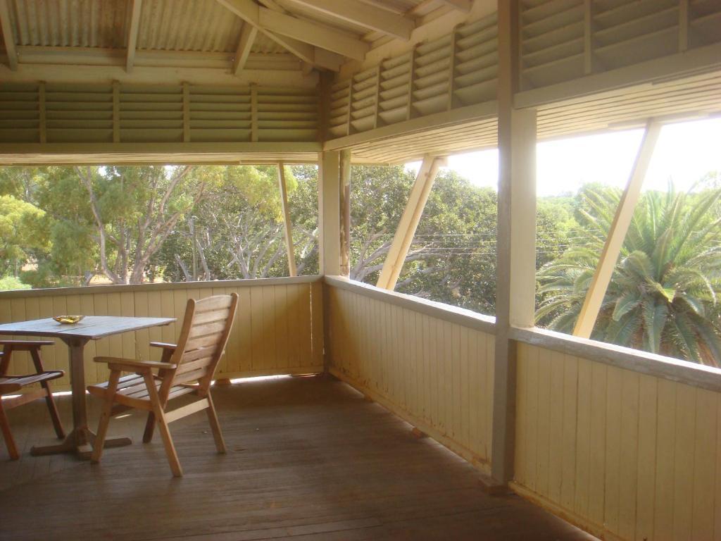The Priory Hotel Dongara Exterior photo