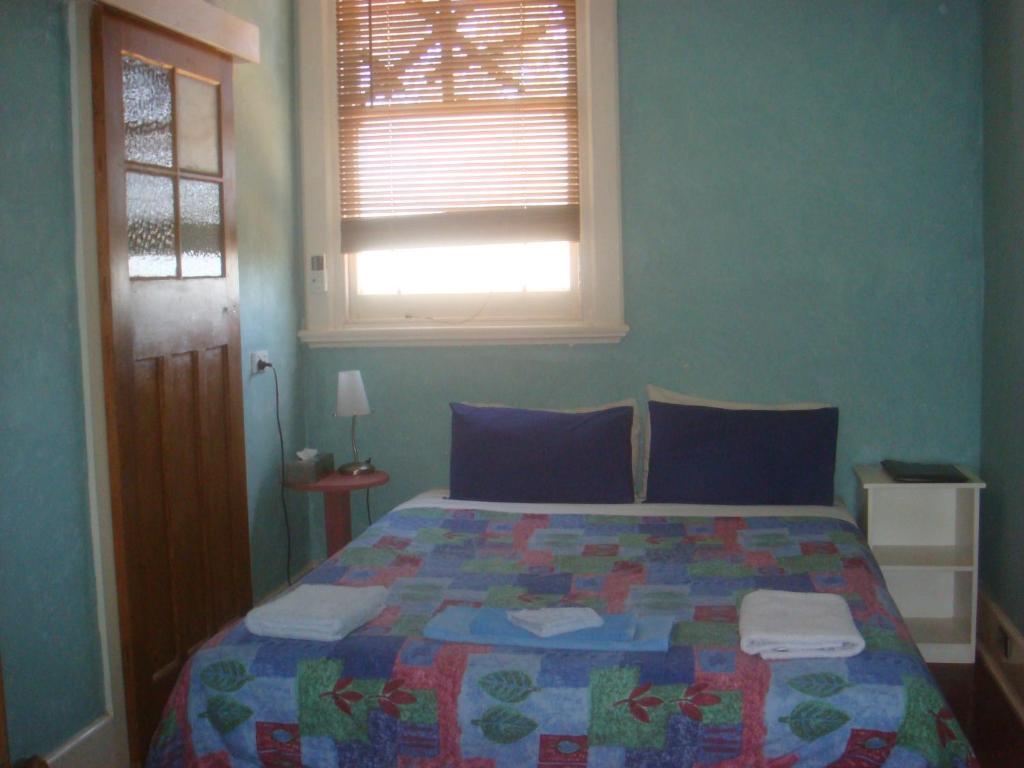 The Priory Hotel Dongara Room photo