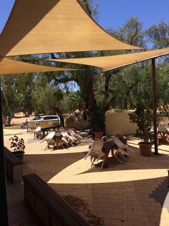 The Priory Hotel Dongara Exterior photo